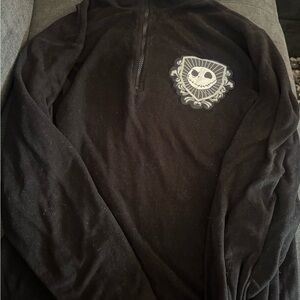 Black Long Sleeve Disney fleece pullover with Jack skellington Emblem Size L
